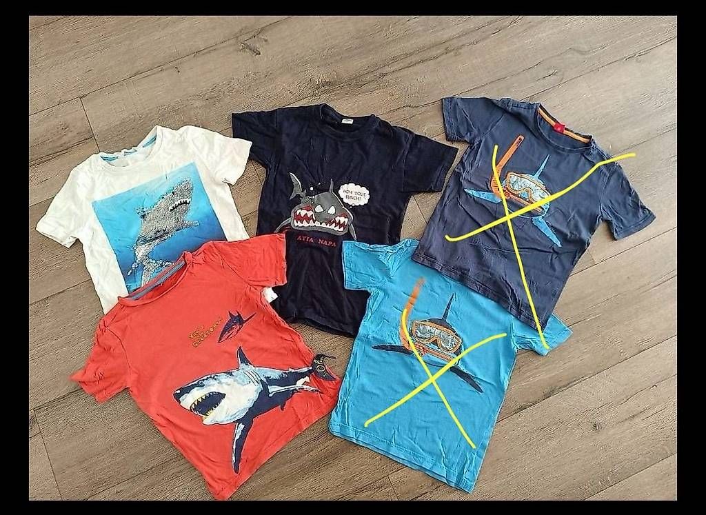 Camicie, T-shirt & Polo: T-Shirts Grösse 122/128 – Usato da Utzenstorf venduto da Jassy34xx 2