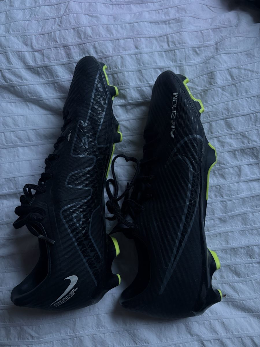 Altro in Alpinismo & Escursioni: Crampons Nike Mercurial – Usato da Le Grand-Saconnex venduto da c7w_ngx7 2