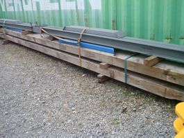 Grosse Holzbalken, Dachkonstruktion