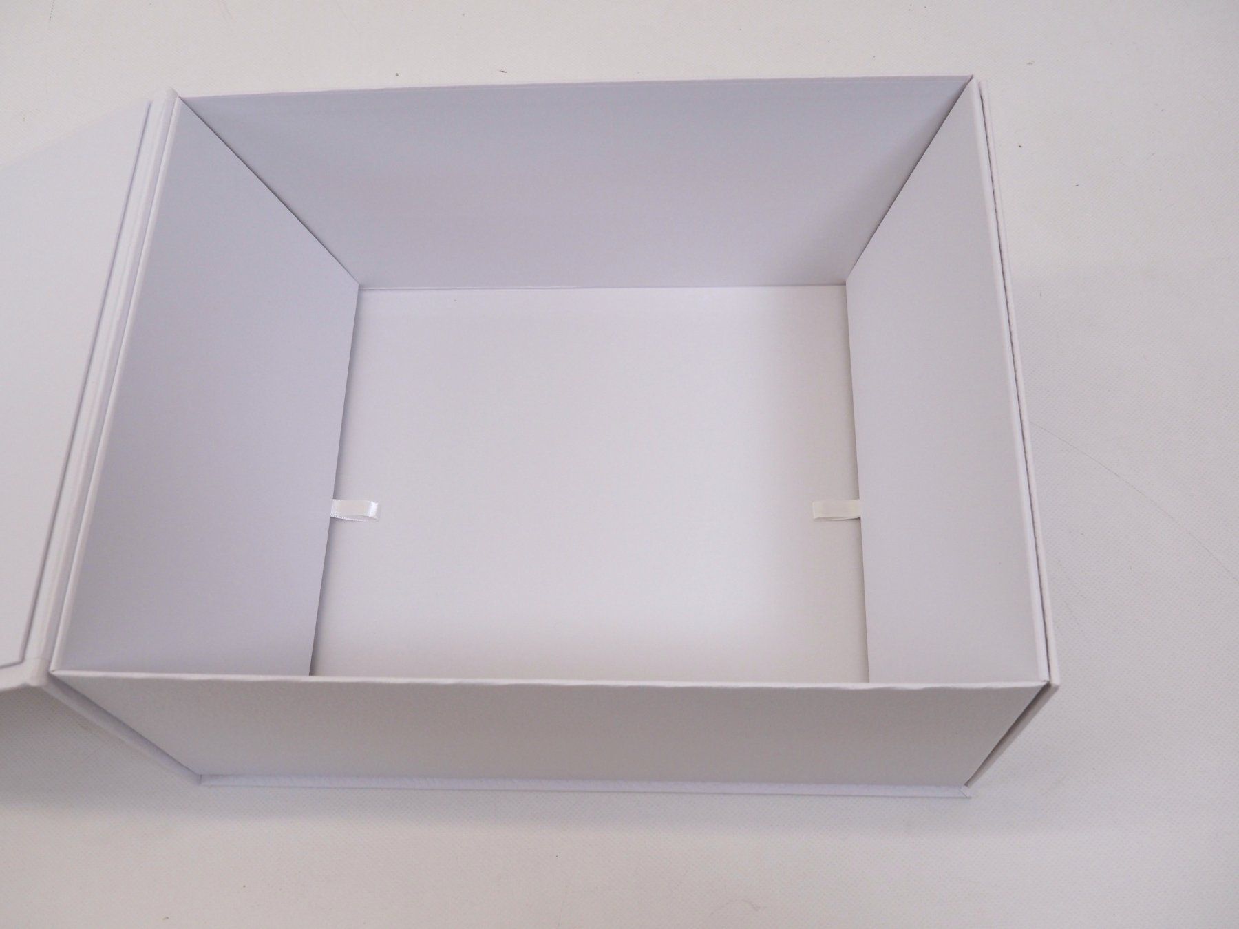 Dior Sonstige Dekorationen & Accessoires: 4x DIOR Geschenkbox Medium (26101399PL) – Neu (gemäss Beschreibung) aus Zürich von fundsachenverkauf 2