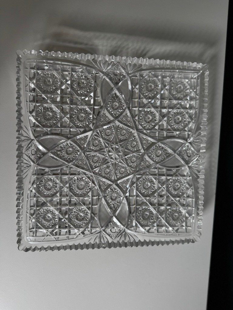 Piatti di portata: 28x28cm Kristallplatte Sternschliff exquisites Dekor – Usato da Zollikon venduto da olv_yp8p