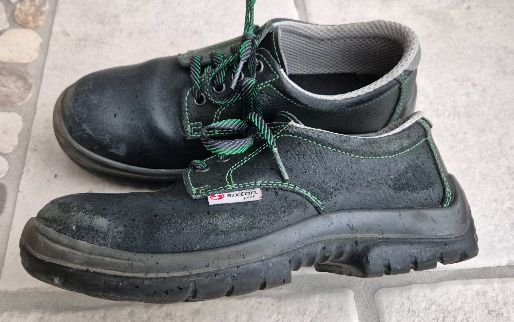 Scarpe da uomo: Chaussures de sécurité – Usato da Villars-sur-Glane venduto da Verocac 1