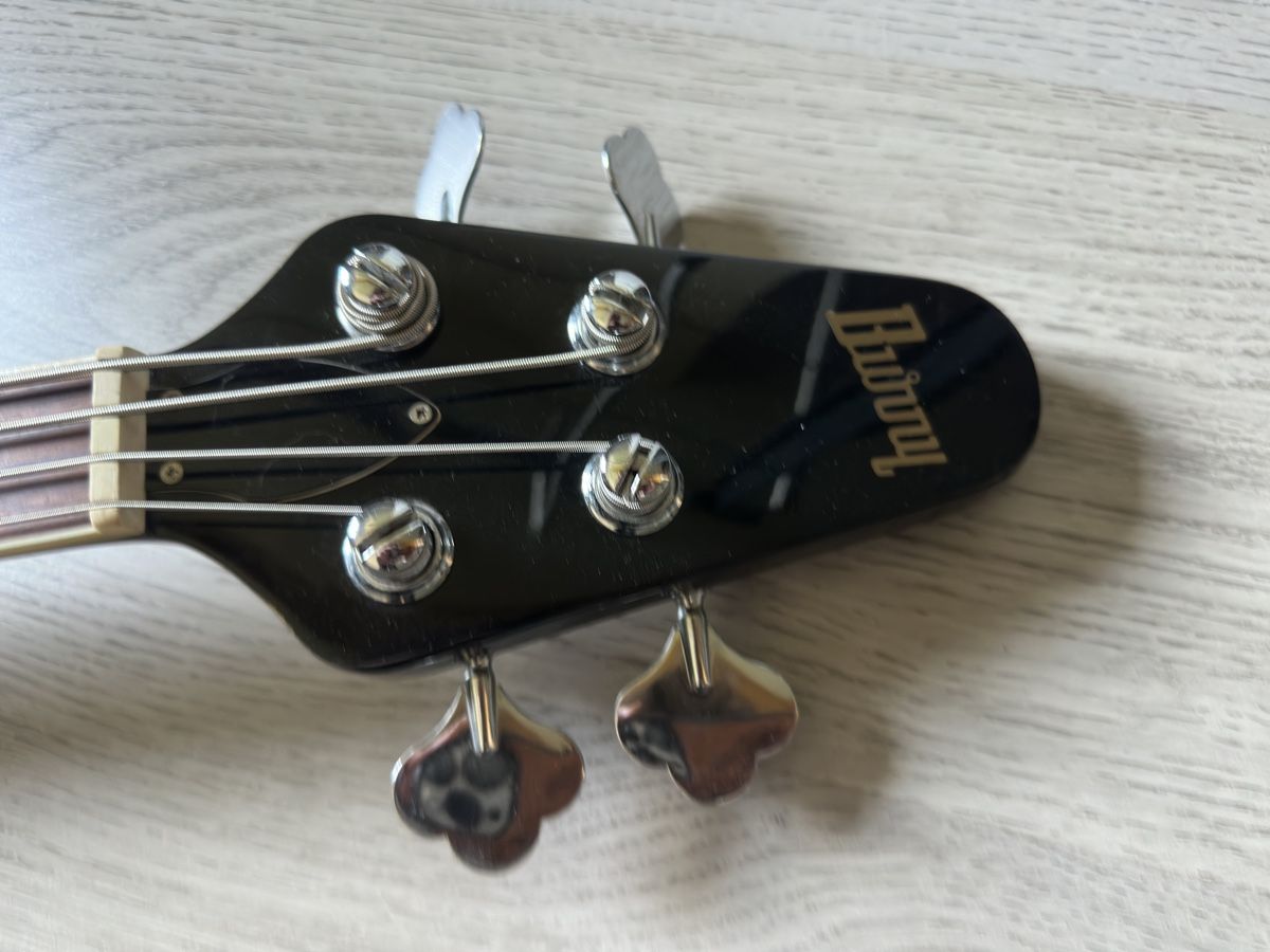 Strumenti musicali: Burny BVB Flying V Bass  – Usato da Recherswil venduto da Geruempel 3