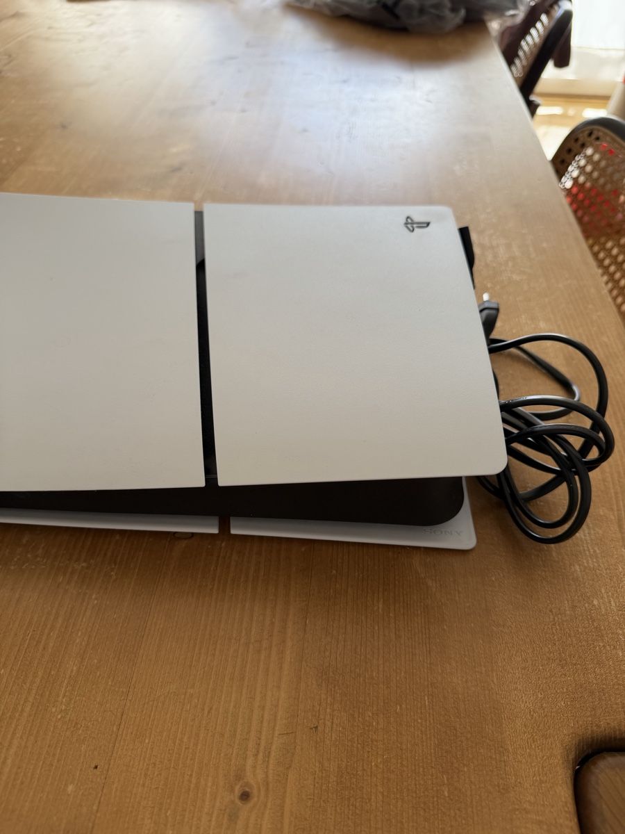 Sony Console: Playstation 5 Slim Digital Edition – Nuovo (secondo la descrizione) da Hünenberg venduto da rens01 2