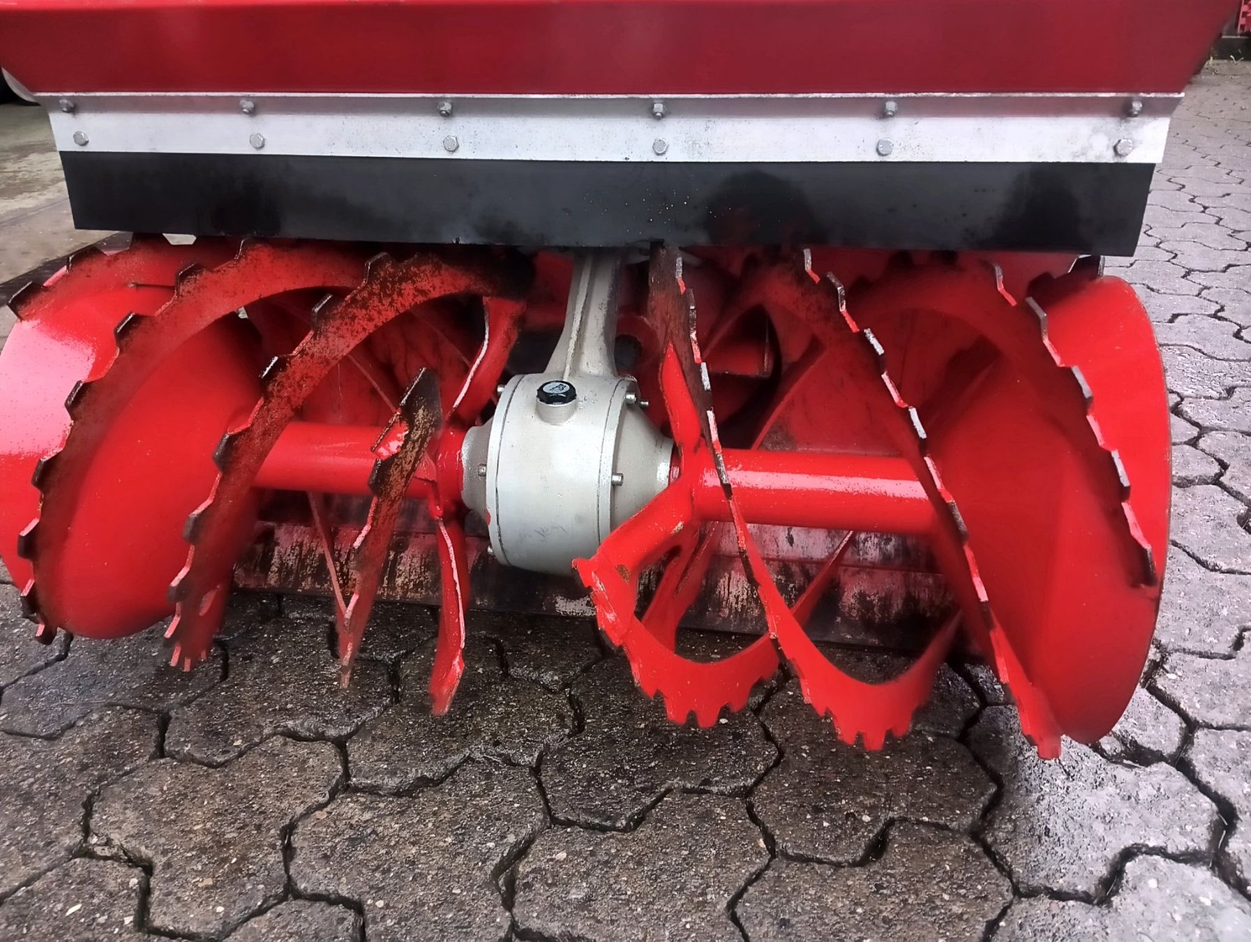 Rapid Tutte le macchine: Schneefräse Rapid 105 – Usato da Appenzell venduto da surum 3