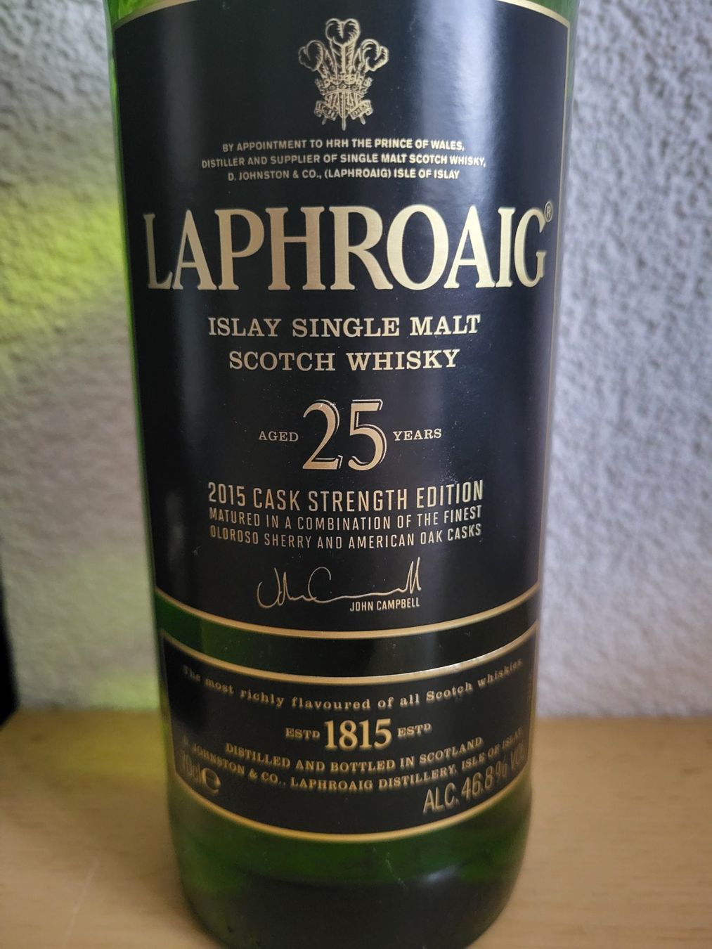 Laphroaig Bevande alcoliche: Laphroaig 25 (2015 Release) – Nuovo e nell'imballaggio originale da Morlon venduto da yan_y92p 1