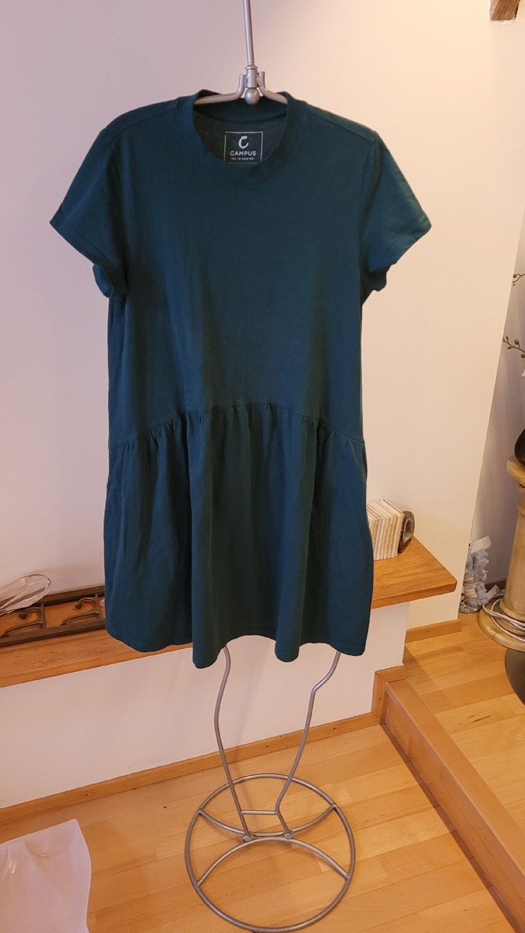 Robes: Damen Kleid Campus dunkelgrün Umstandsmode oder Freizeit  – D'occasion à Horgenberg par Klatschmohnmaria 1
