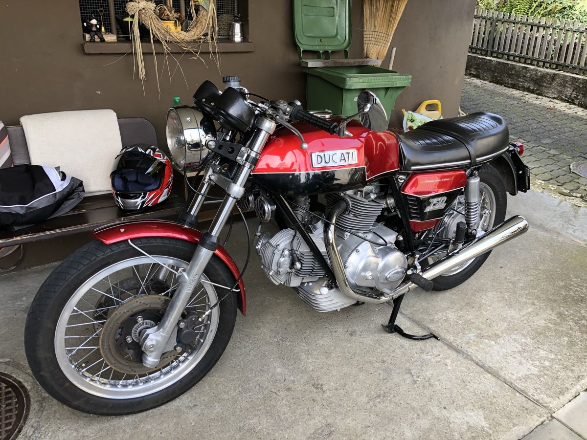 Ducati Strada: Ducati 750 GT – Usato da Lengnau BE venduto da Ducati6