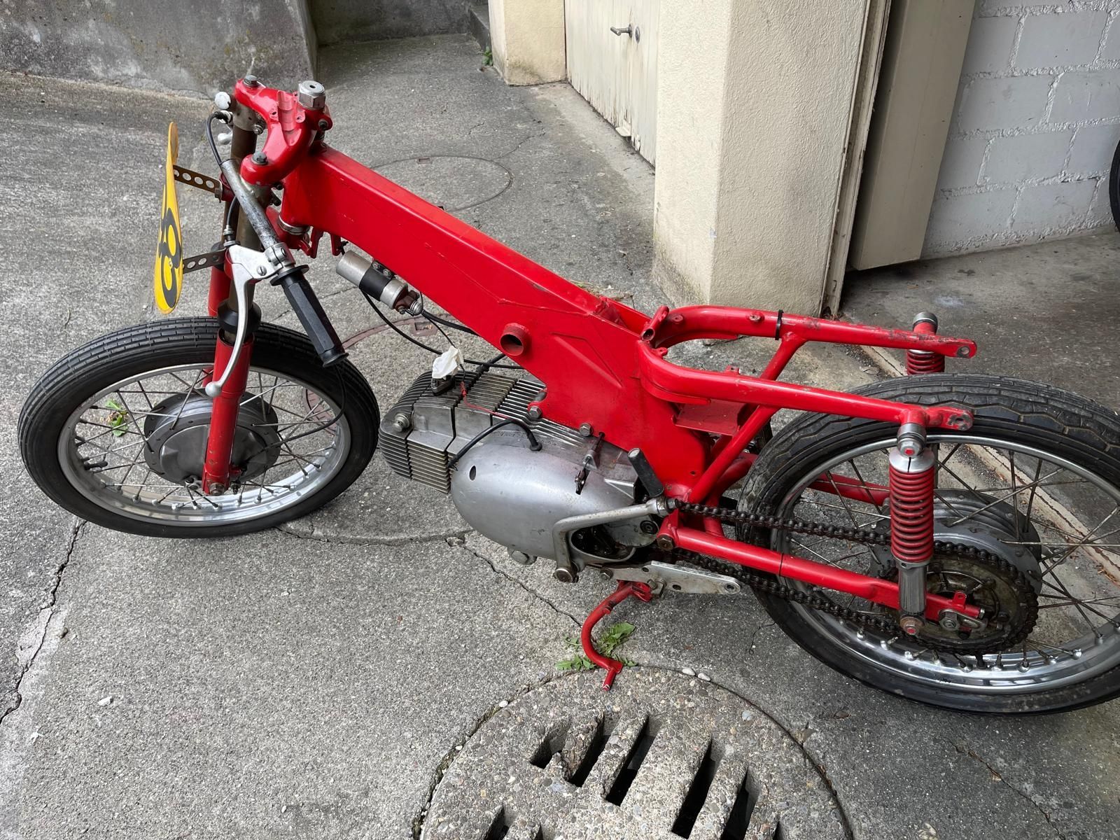 Benelli Strada: Benelli 125 – Usato da Gränichen venduto da nicolo62 2