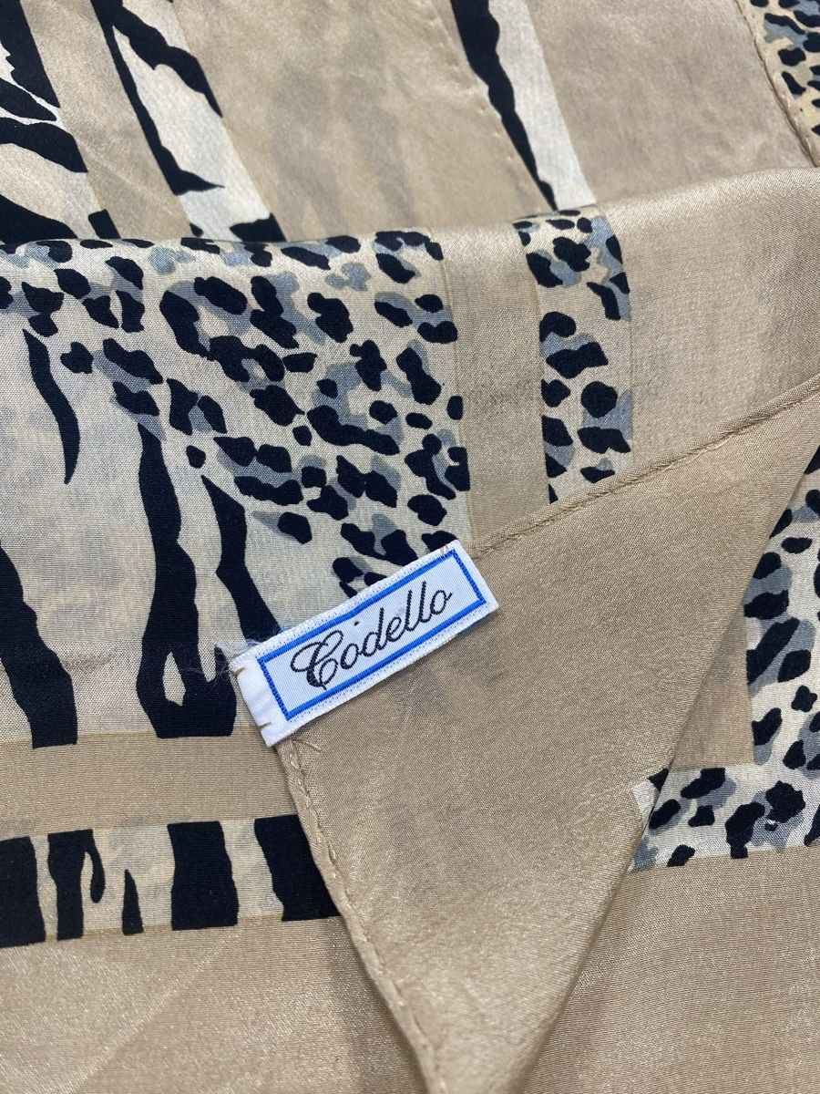 Codello Foulards, Tücher & Schals: Codello Seiden Foulard 🌸 – Gebraucht aus Opfikon von Luis144 8