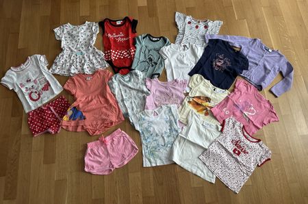Paket Baby-/Kinderkleider Grösse 80/86