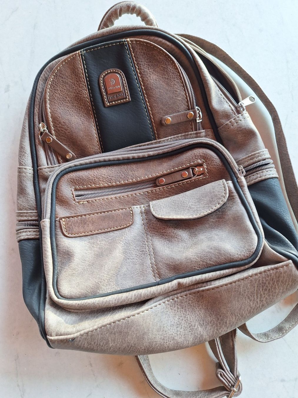 Rucksäcke: PHOENIX DAMENRUCKSACK - GRAU/SCHWARZ – Neu (gemäss Beschreibung) aus Huttwil von Kunterbuntli