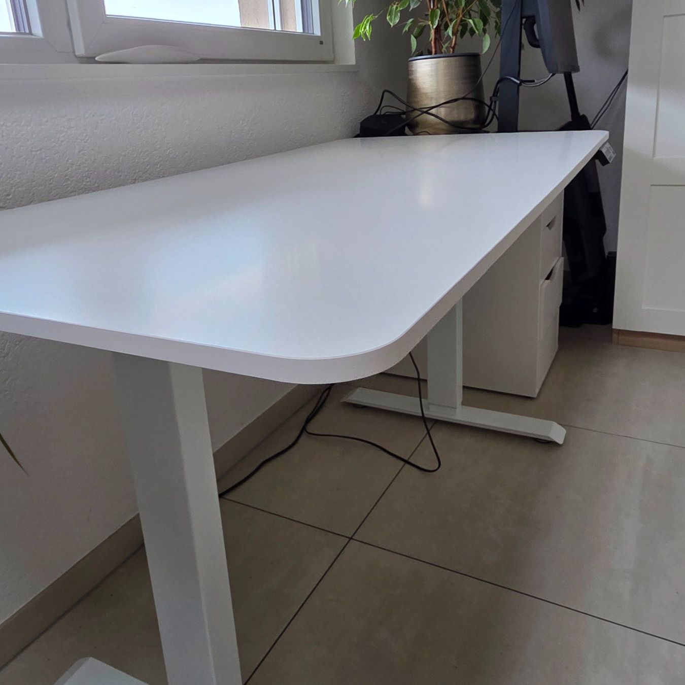 Scrivanie: Plateau bureau 140 x 70 cm – Usato da Cheyres venduto da Karine-Schweiz 2