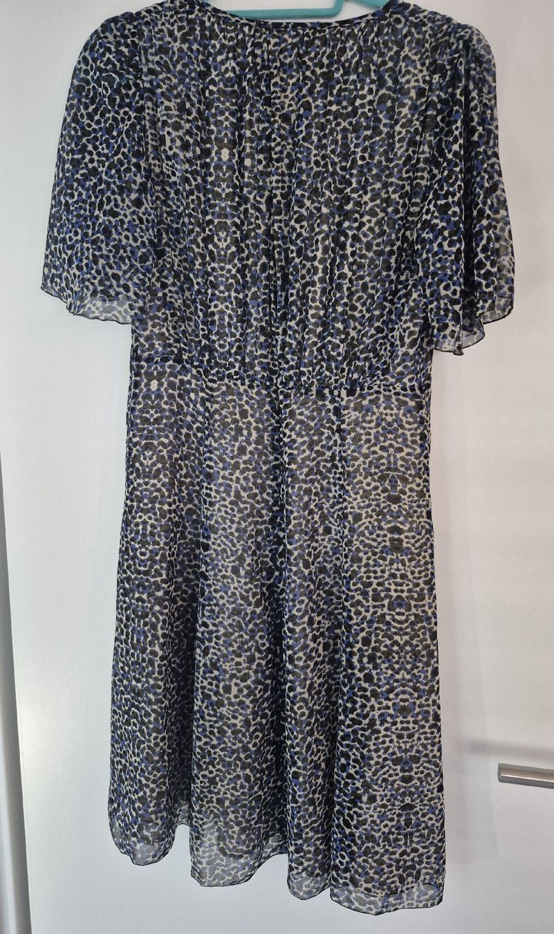 Vestiti: Trucco - Robe, taille 42 super état – Usato da St-Pierre-Clages venduto da _RV 1