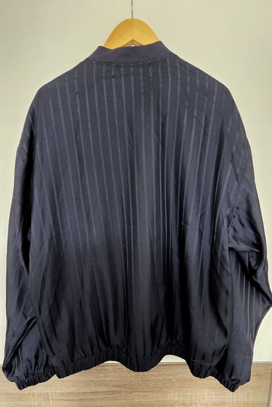 Adidas Maglioni & Felpe: Adidas Pullover Jacke Grösse L dunkelblau gestreift Top Zust – Usato da Luzern venduto da pie_y7zc 1