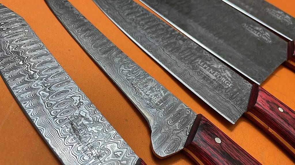 Coltelli da cucina: AlpenForge (Red) Premium Chef's Knife Sets – Nuovo e nell'imballaggio originale da Genève venduto da AlpenForge