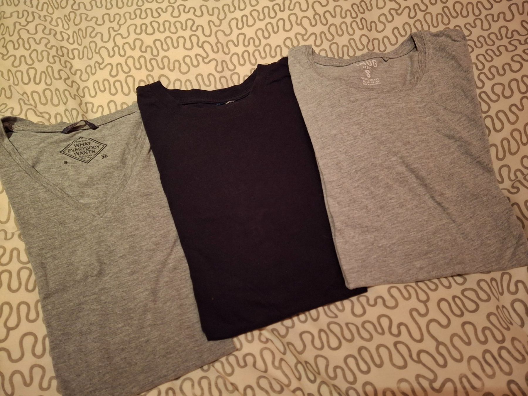 T-shirt: T-shirt (3) taille S – Usato da Villiers venduto da san_jn5w