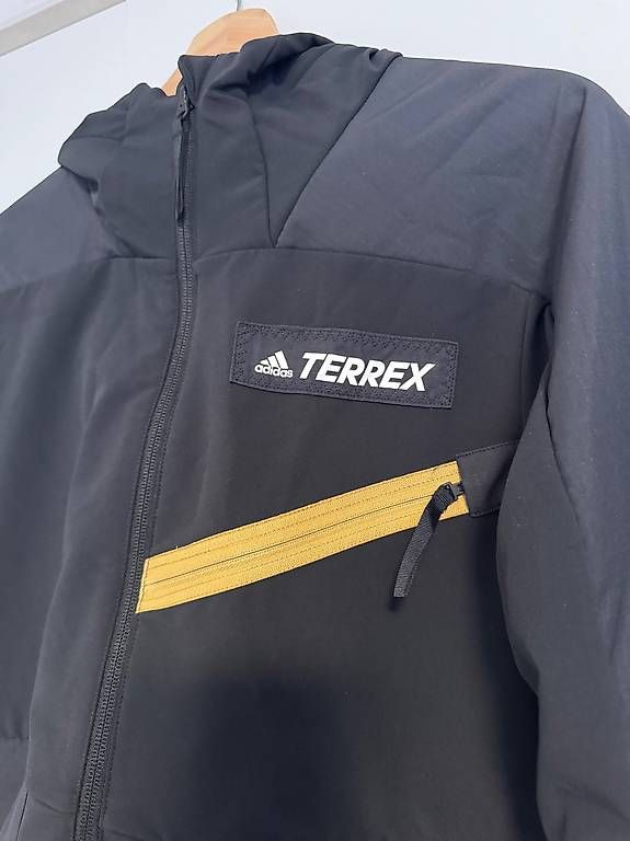 Giacche: Adidas Terrex Sofsthelljacke (S) – Usato da Seengen venduto da mar_nh8j 1