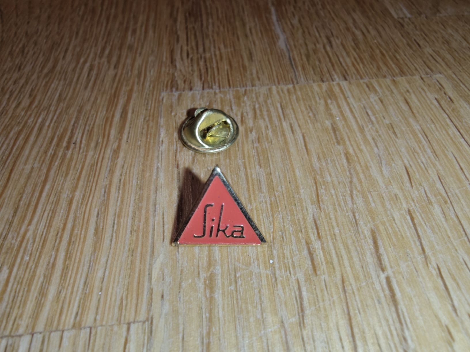 Spille & Fermagli: 3 x "Sika Bau AG"-Pin – Usato da Riggisberg venduto da Chilen 2