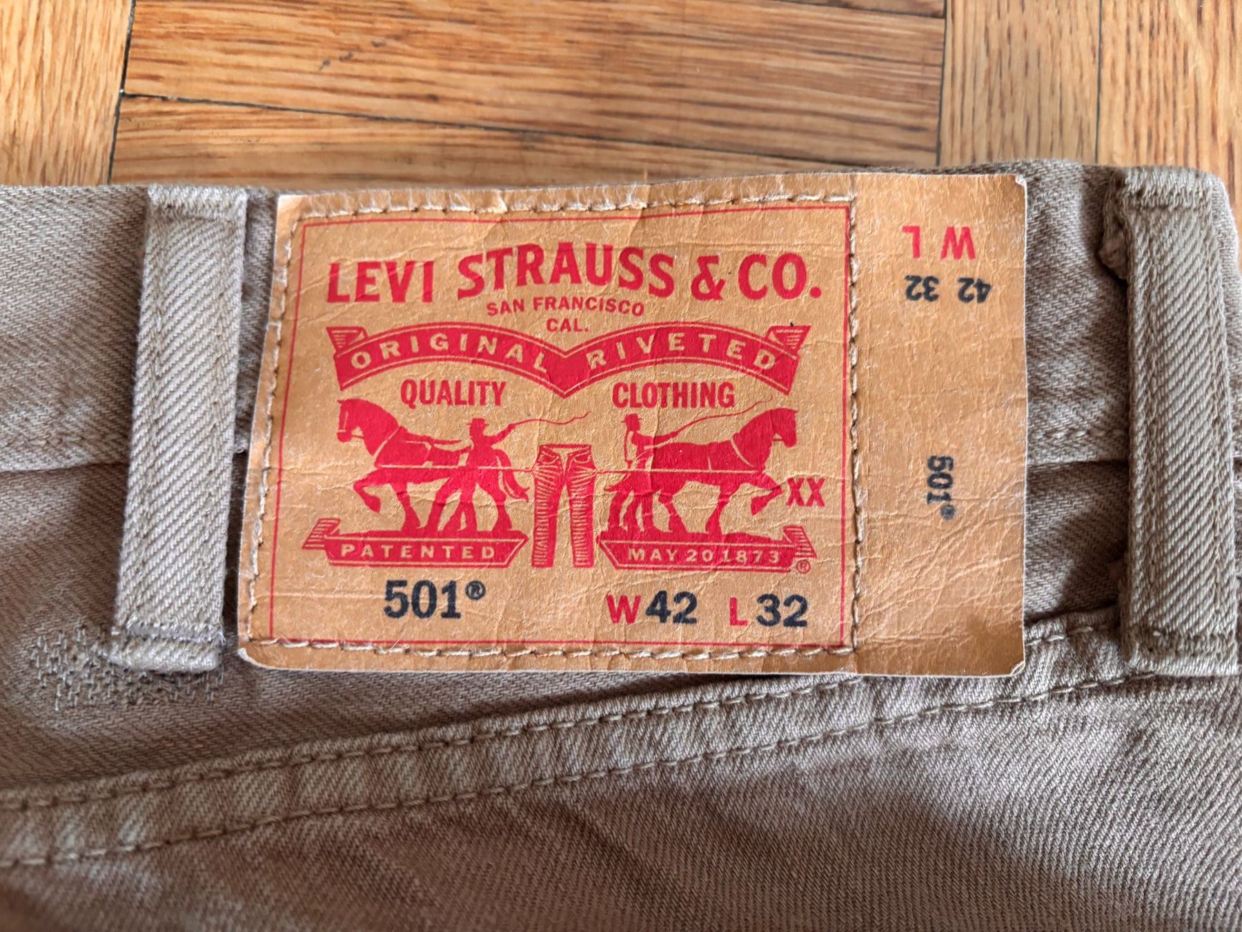 Levi's Jeans: Levi's 501 42x32 – Gebraucht aus Prilly von Ezareth 2