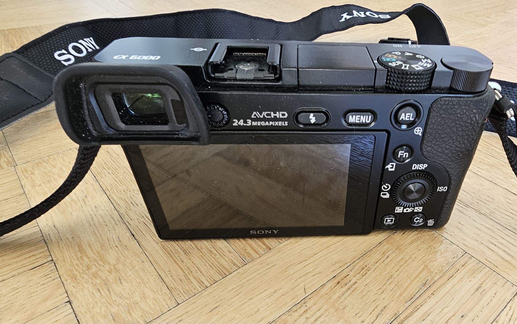 Sony Kamera: Appareil Photo Sony Alpha 6000 – Gebraucht aus Yverdon-les-Bains von van_dq65 3
