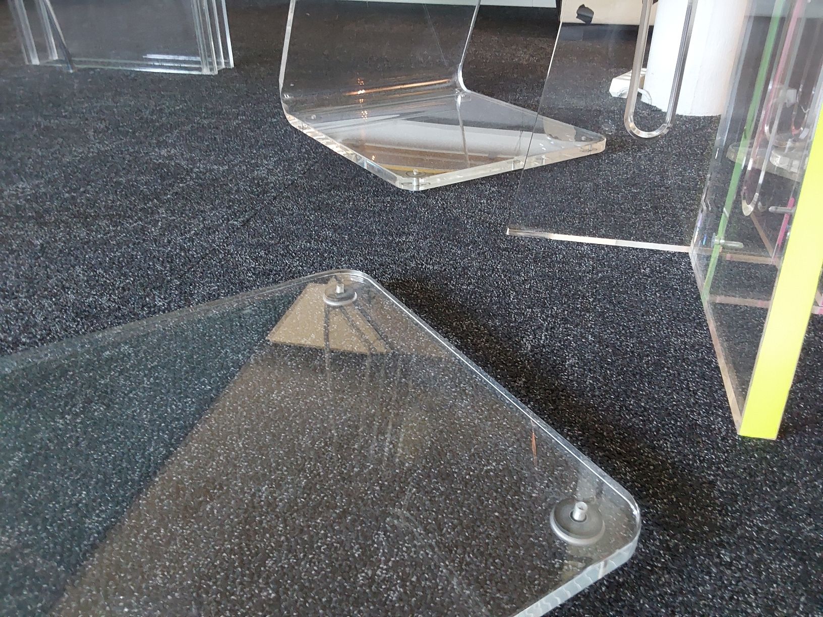 Set di tavolo e panche: Tisch und 4 Stühle – Usato da Rupperswil venduto da Geni22 3