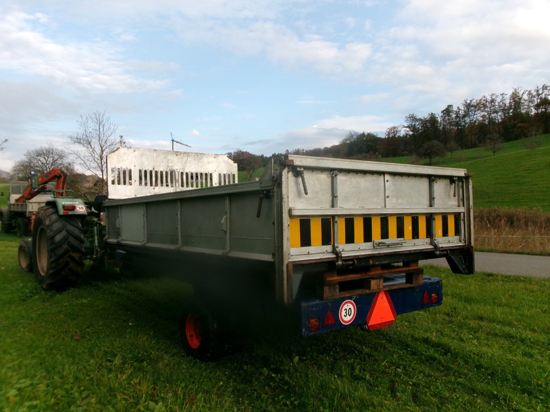 Saurer Autocarri: Saurer 5 D  /  DM  -  Kipperbrücke – Usato da Eschenbach SG venduto da GM-29 1