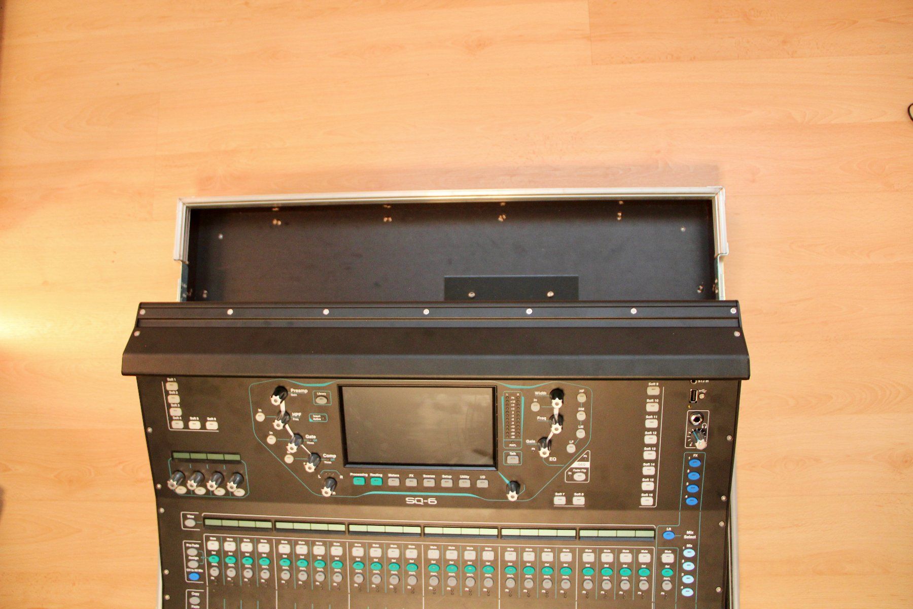 Allen & Heath Mischpulte: Allen & Heath SQ6, inkl. Case – Gebraucht aus Hornussen von Waespi470 4