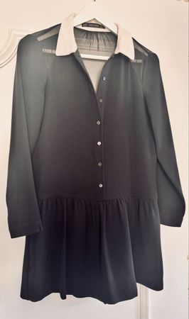 Zara schwarzes Jumpsuit mit weißem Kragen