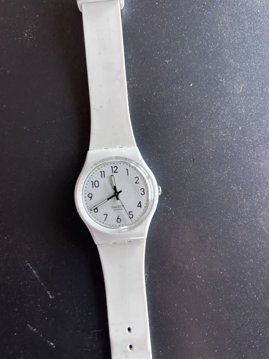 Swatch Orologi:  Swatch Watch - Classic White Design, Swiss Made – Nuovo (secondo la descrizione) da Lutry venduto da pau_p8pm 1