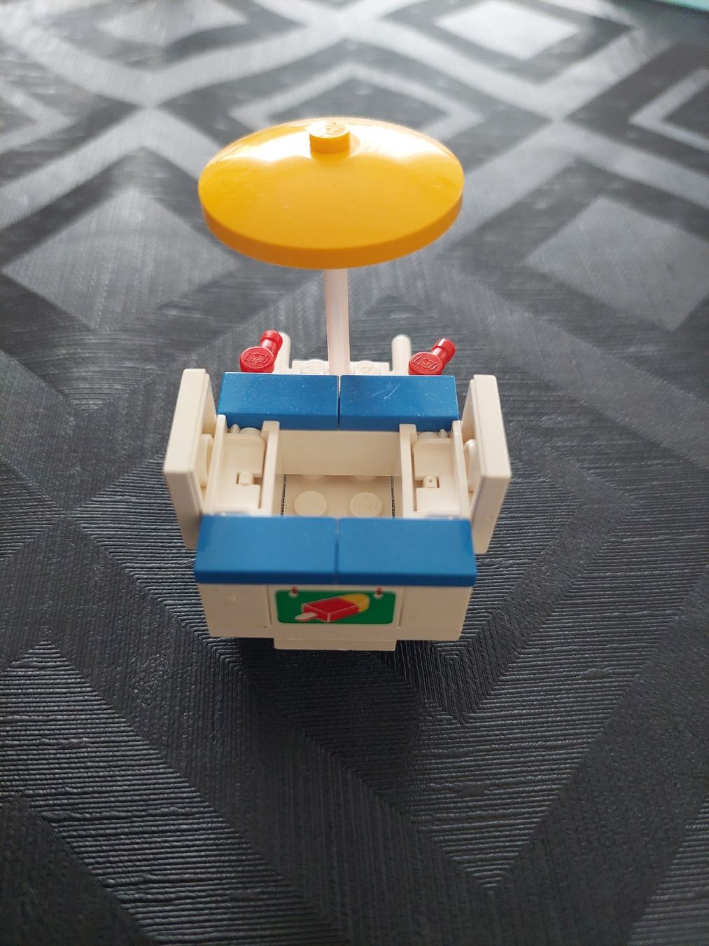 Lego Spielzeuge: Lego Eiswagen von 1985 – Gebraucht aus Zetzwil von sti_x9xf 1