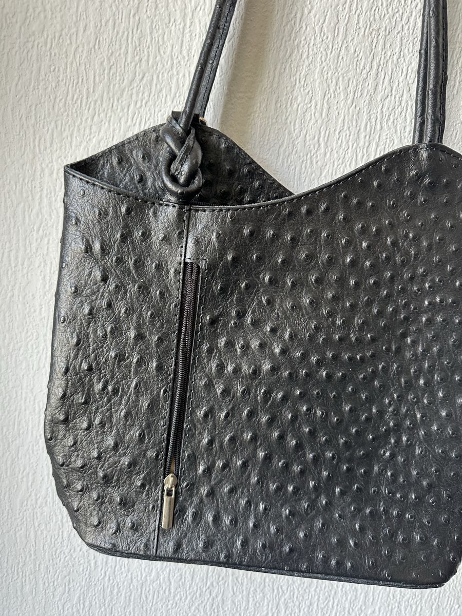 Sacs femmes: Sac à main noir en cuir à reliefs – D'occasion à Yverdon-les-Bains par Laureetlargent 3