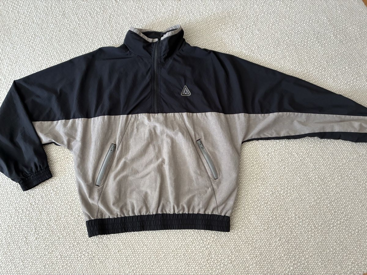 Vestes: HUF Jacke Gr. S – D'occasion à Zürich par alva12