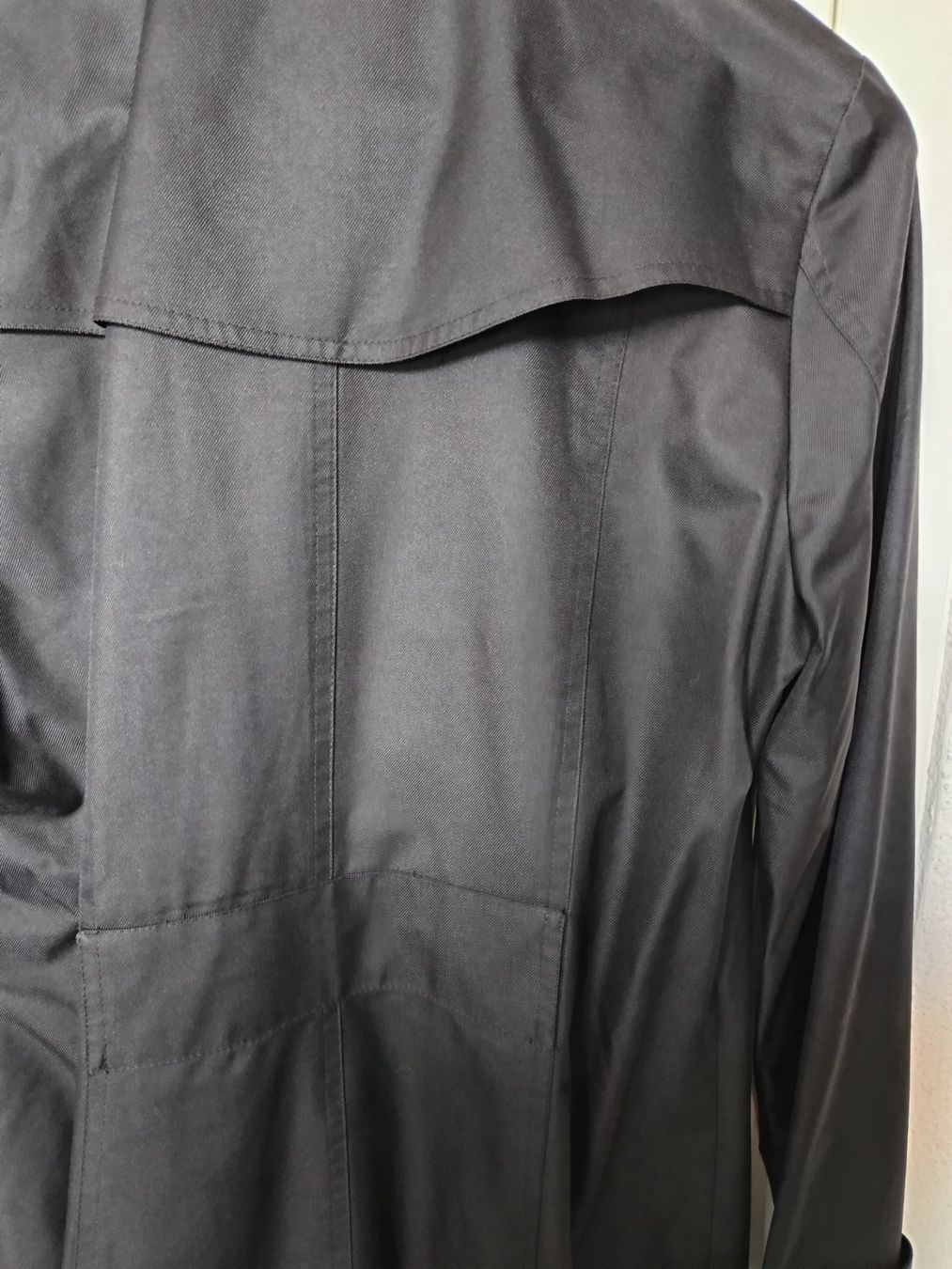 Jacken: Kurzmantel / Trenchcoat / Übergangsjacke – Gebraucht aus Embrach von Baronessa76 1