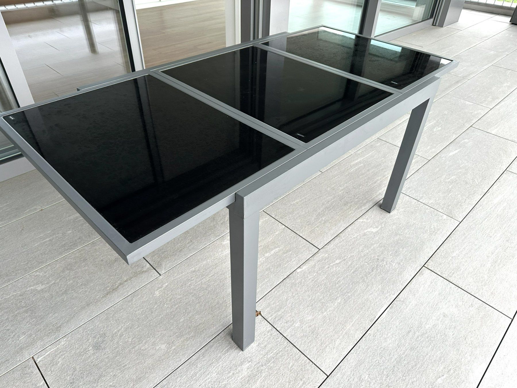 Tables: Tisch Metall / Glas – D'occasion à Vaduz par Zao66 1
