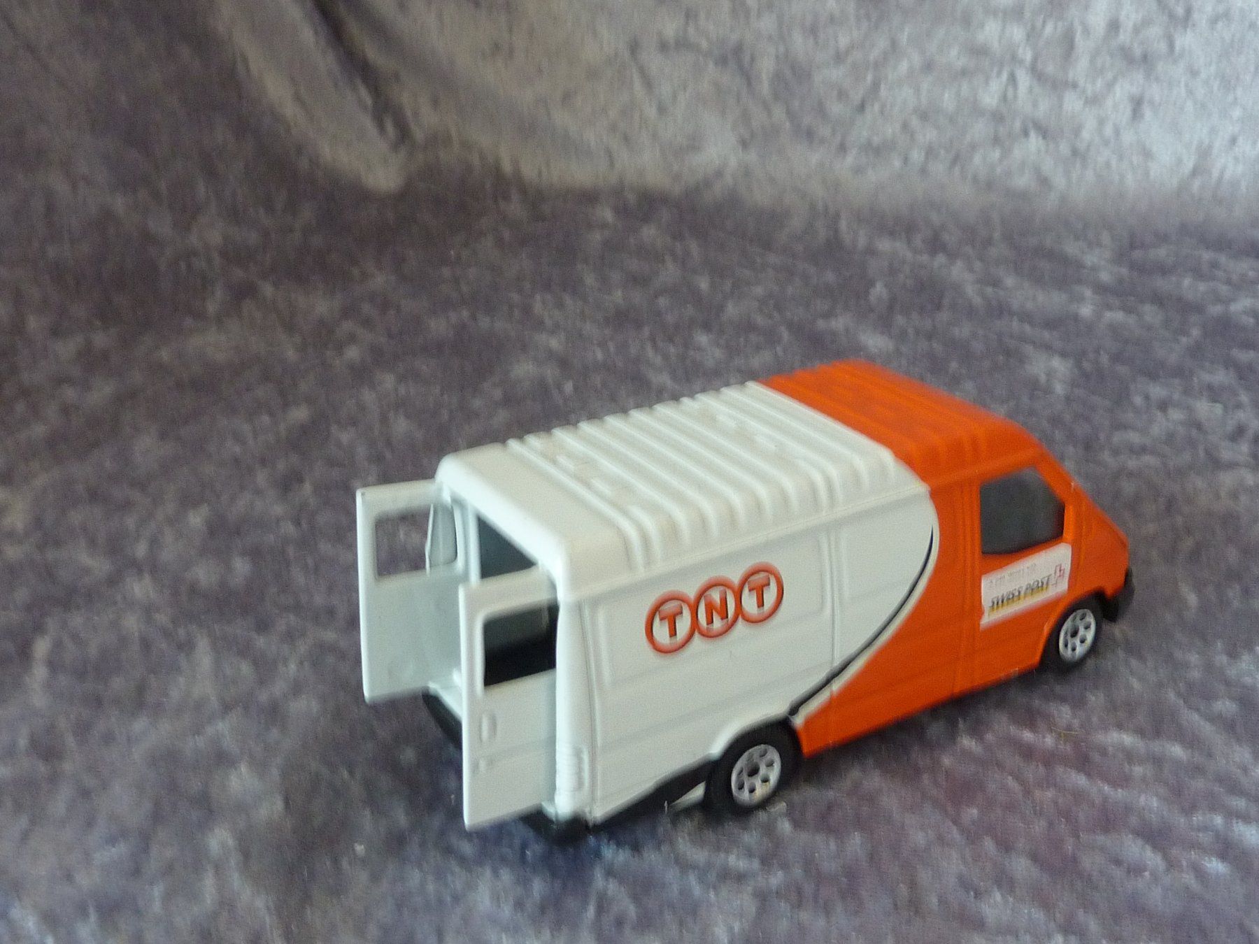 Corgi Toys Modellini d'auto: Ford Transit TNT  1:43 – Usato da Dürrenäsch venduto da modellautos4you 2