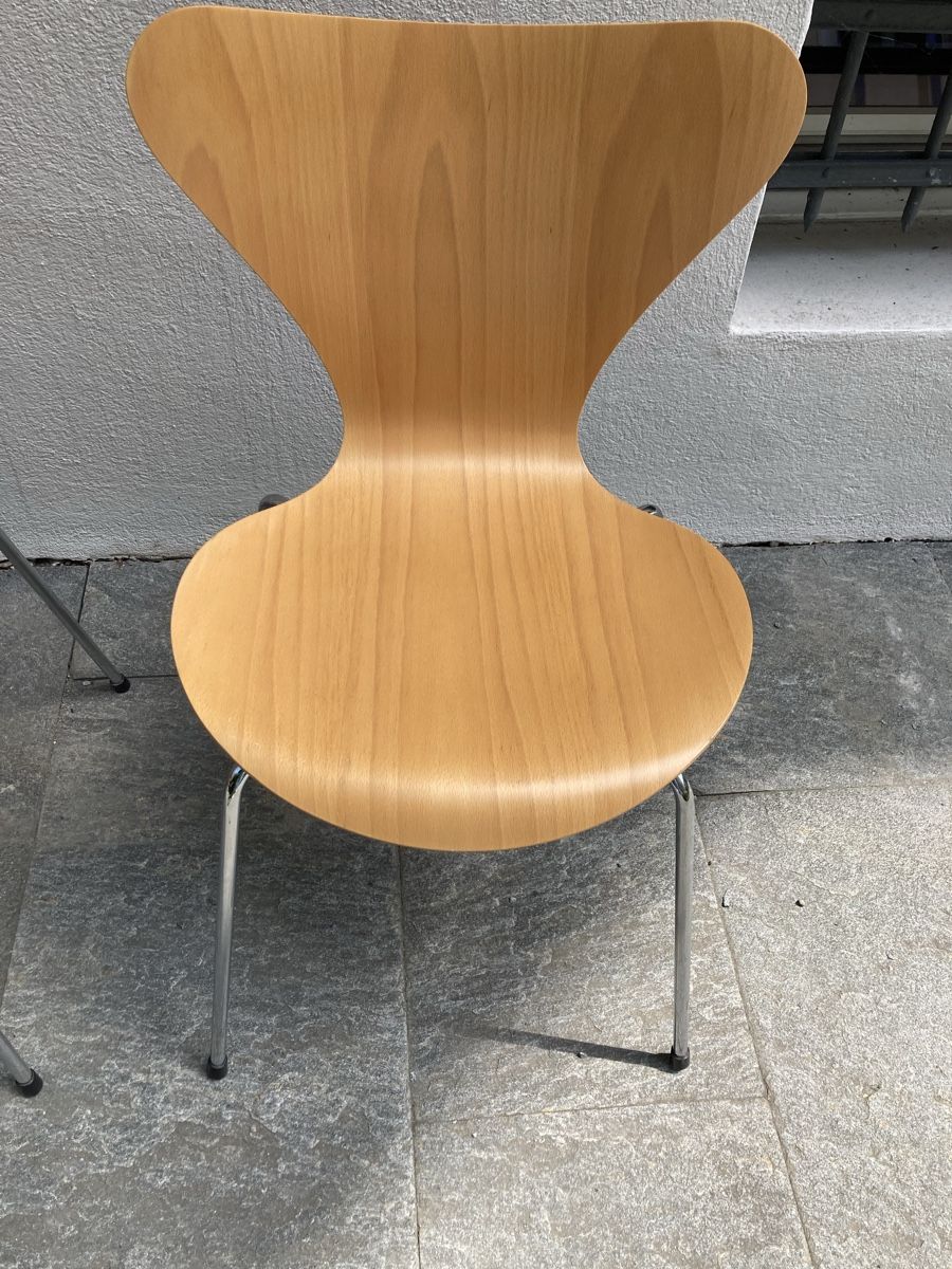 Fritz Hansen Sedie: Fritz Hansen 3 Chairs by Arne Jacobsen – Usato da Zürich venduto da Maki333 2