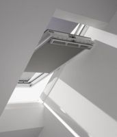 Velux Verdunklungsrollo und Makisette