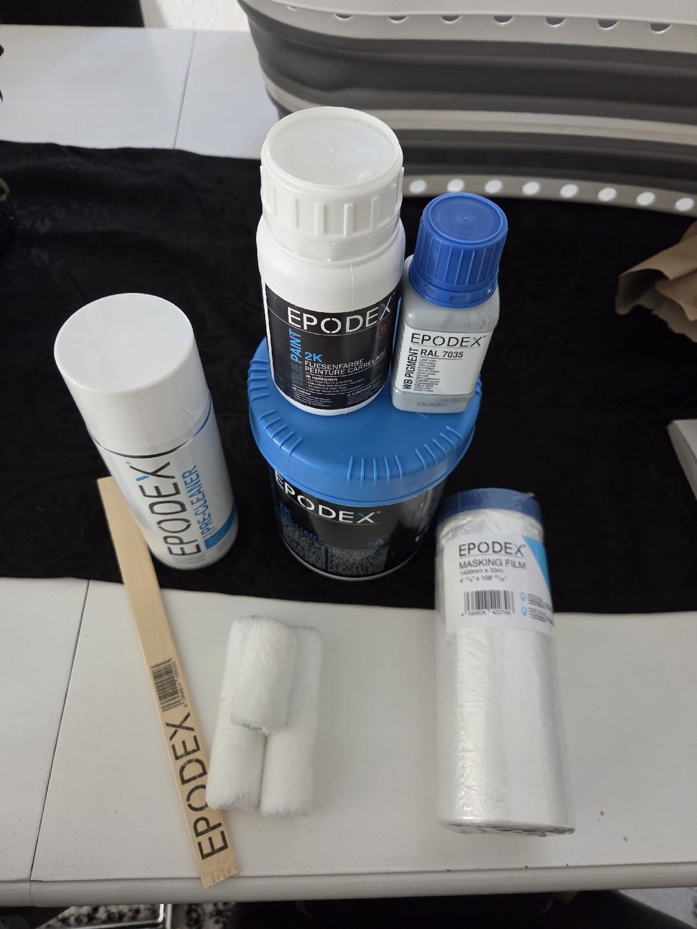 Colori: EPODEX 2K Fliesenfarbe Set Lichtgrau – Nuovo e nell'imballaggio originale da Lostorf venduto da _Venus_ 1