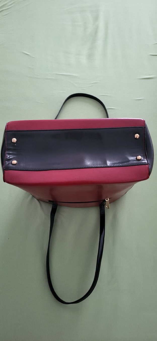 Borse da donna: Spezielle Tasche Rot -Schwarz – Nuovo (secondo la descrizione) da Lyss venduto da Glugg 1
