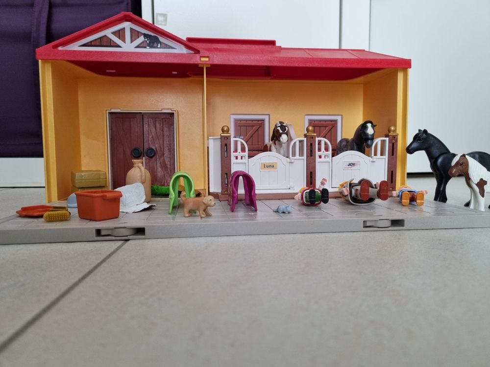 Playmobil Pferdestall zum mitnehmen | Kaufen auf Ricardo