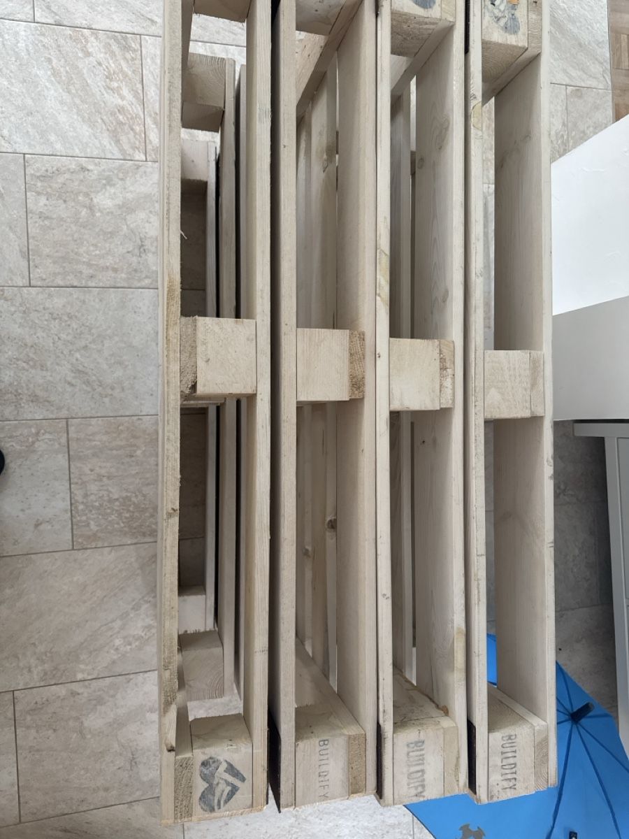 Pallets: Holzpalette gebraucht – Usato da Muttenz venduto da sop_ykg5 2