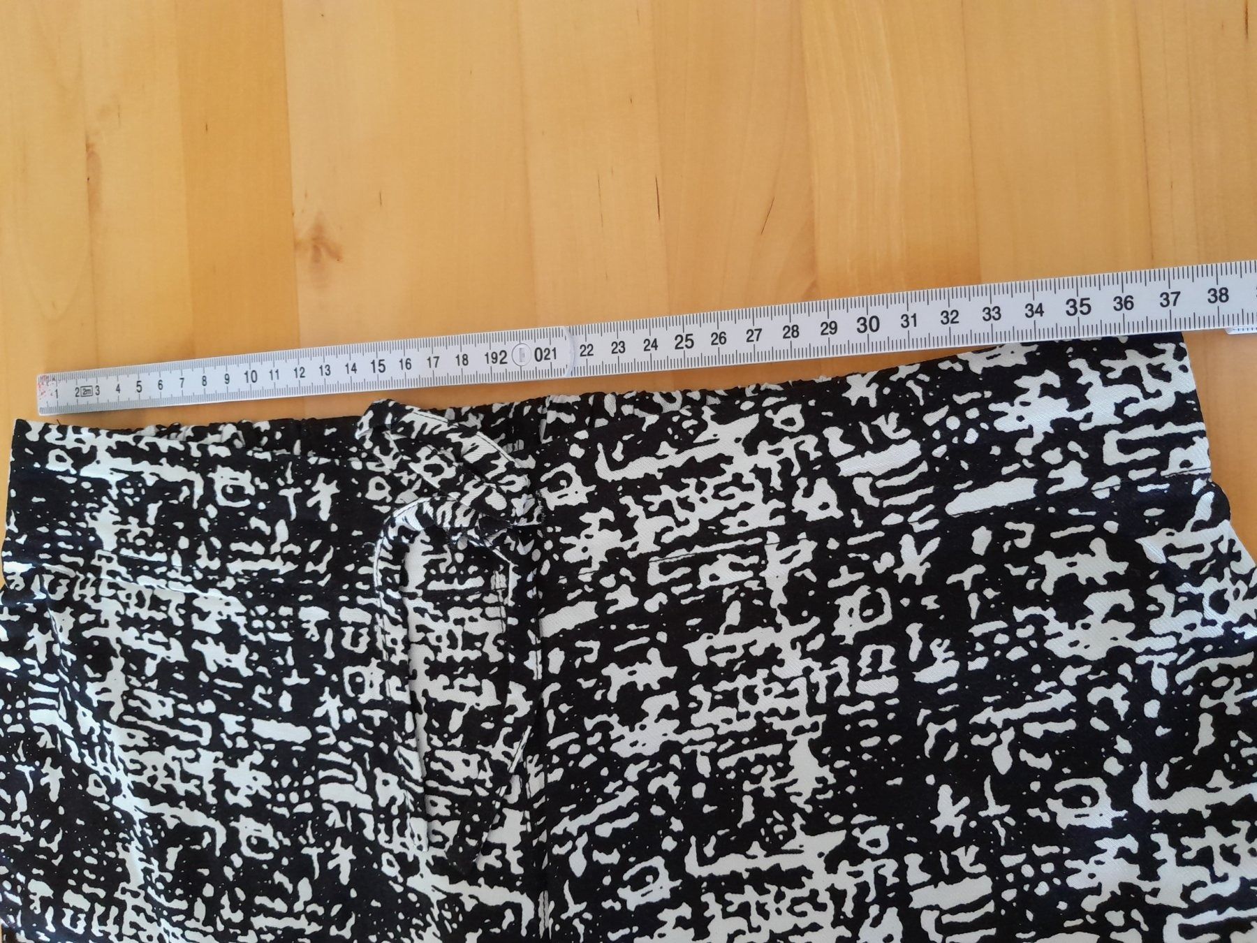 Hosen: Pantalon DAMART neuf noir 42 – Neu (gemäss Beschreibung) aus Charmey (Gruyère) von Laulau.sansan 3