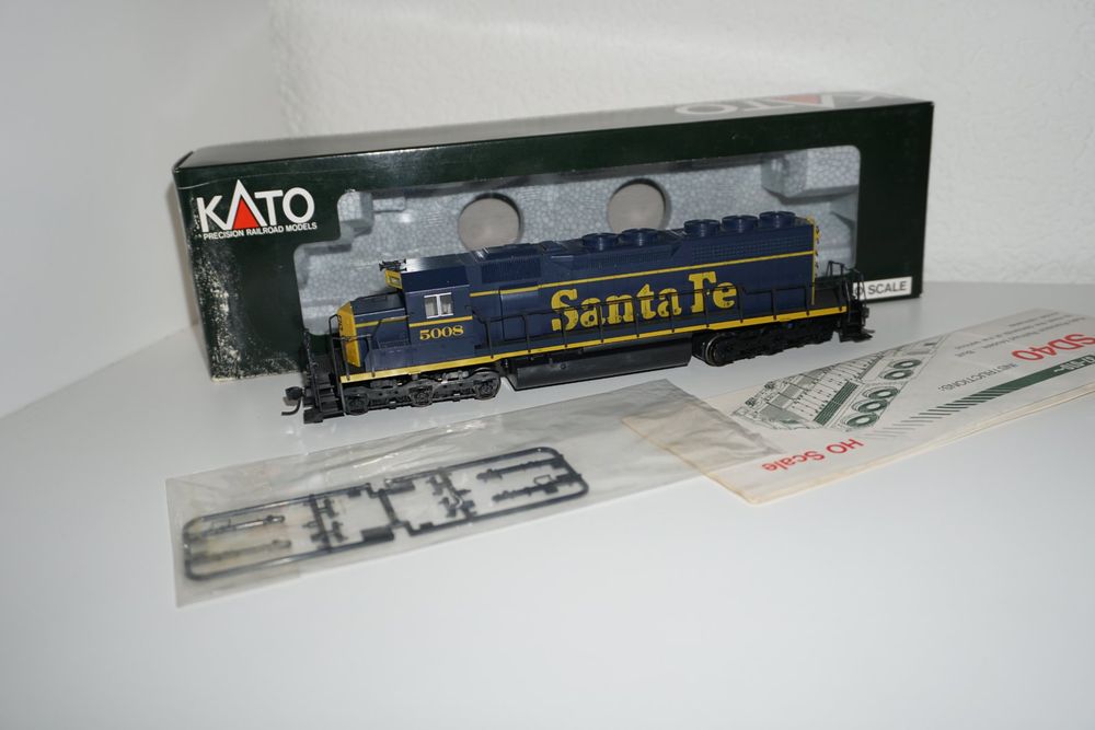 5ß Kato 37-2908 EMDSD40-2 Santa Fe #5027 (Gebraucht) in Uetendorf für CHF 157 – mit Lieferung