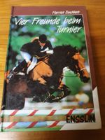 Harriet Buchheit- 4 Freunde beim Turnier