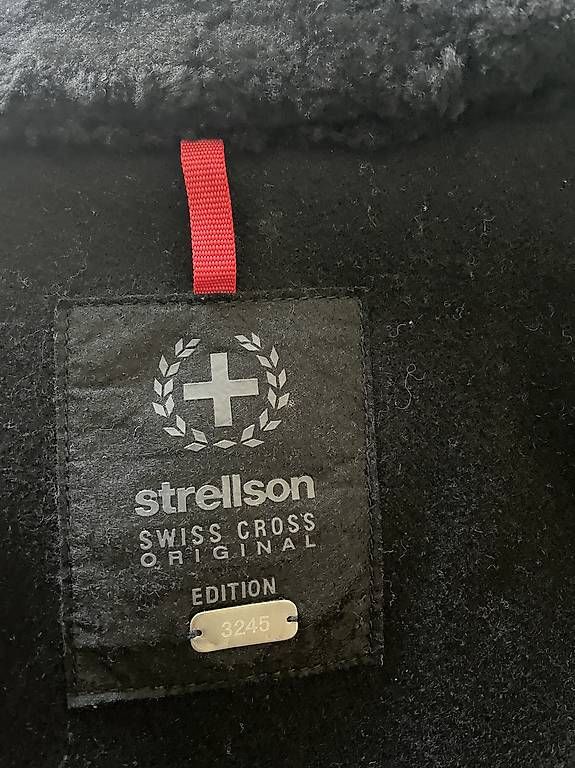 Jacken: Strellson Jacke – Gebraucht aus Muttenz von Style_2000 1