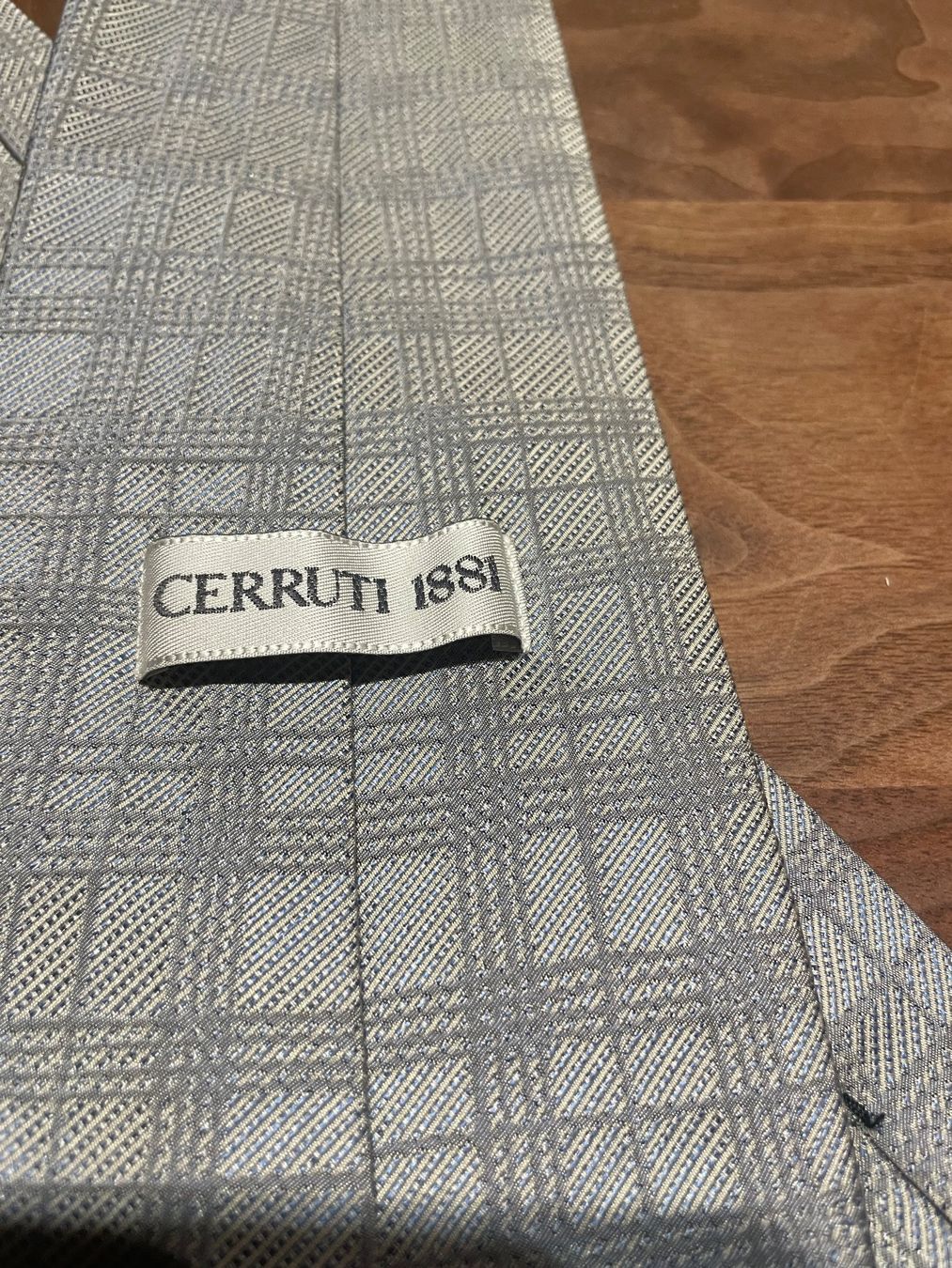 Cravatte: Cerruti 1881 Seidenkrawatte, – Usato da Wiggen venduto da cha_p9np 1