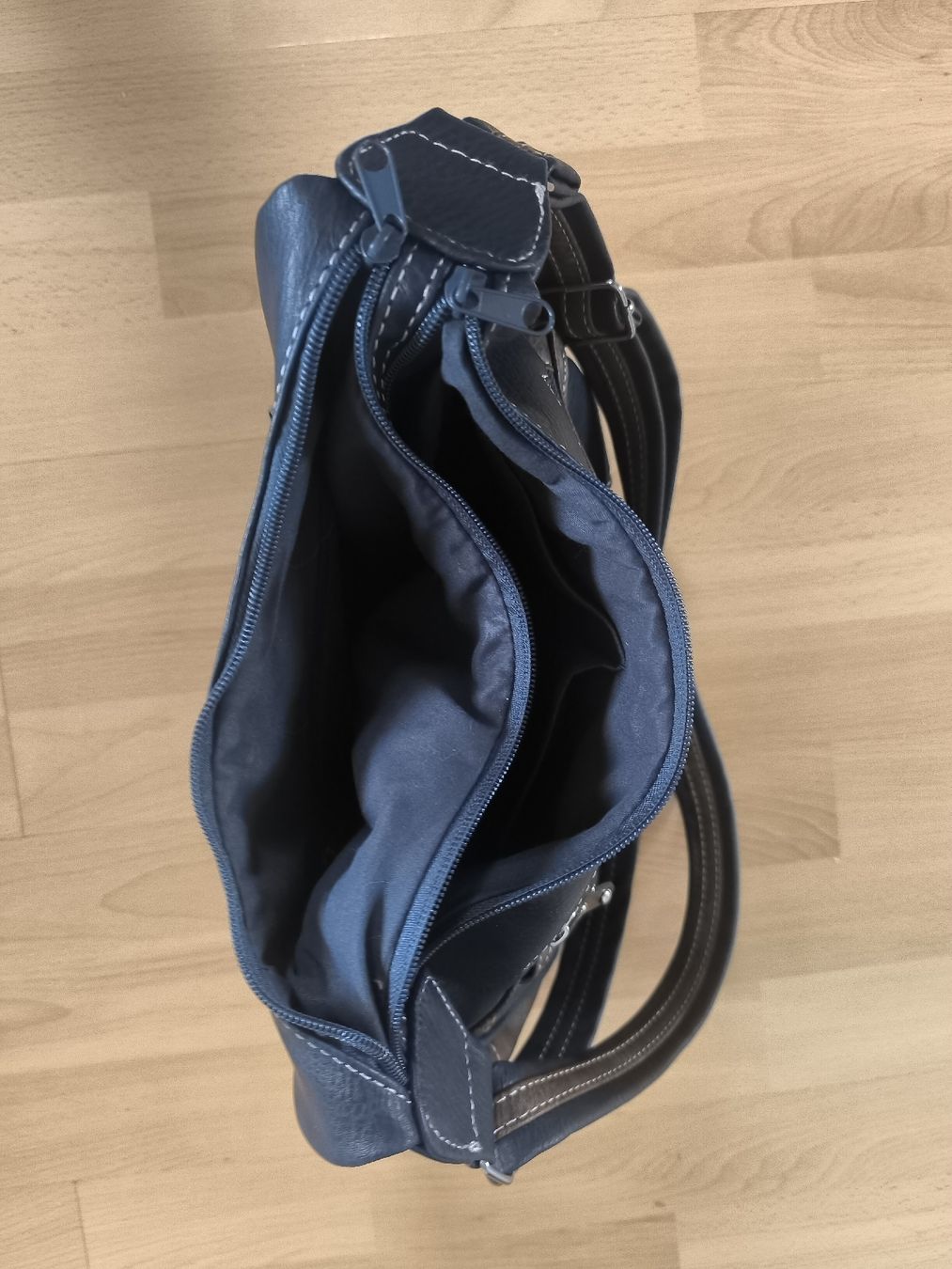 Taschen für Damen: Handtasche – Neu (gemäss Beschreibung) aus Fischbach LU von BuBri 3