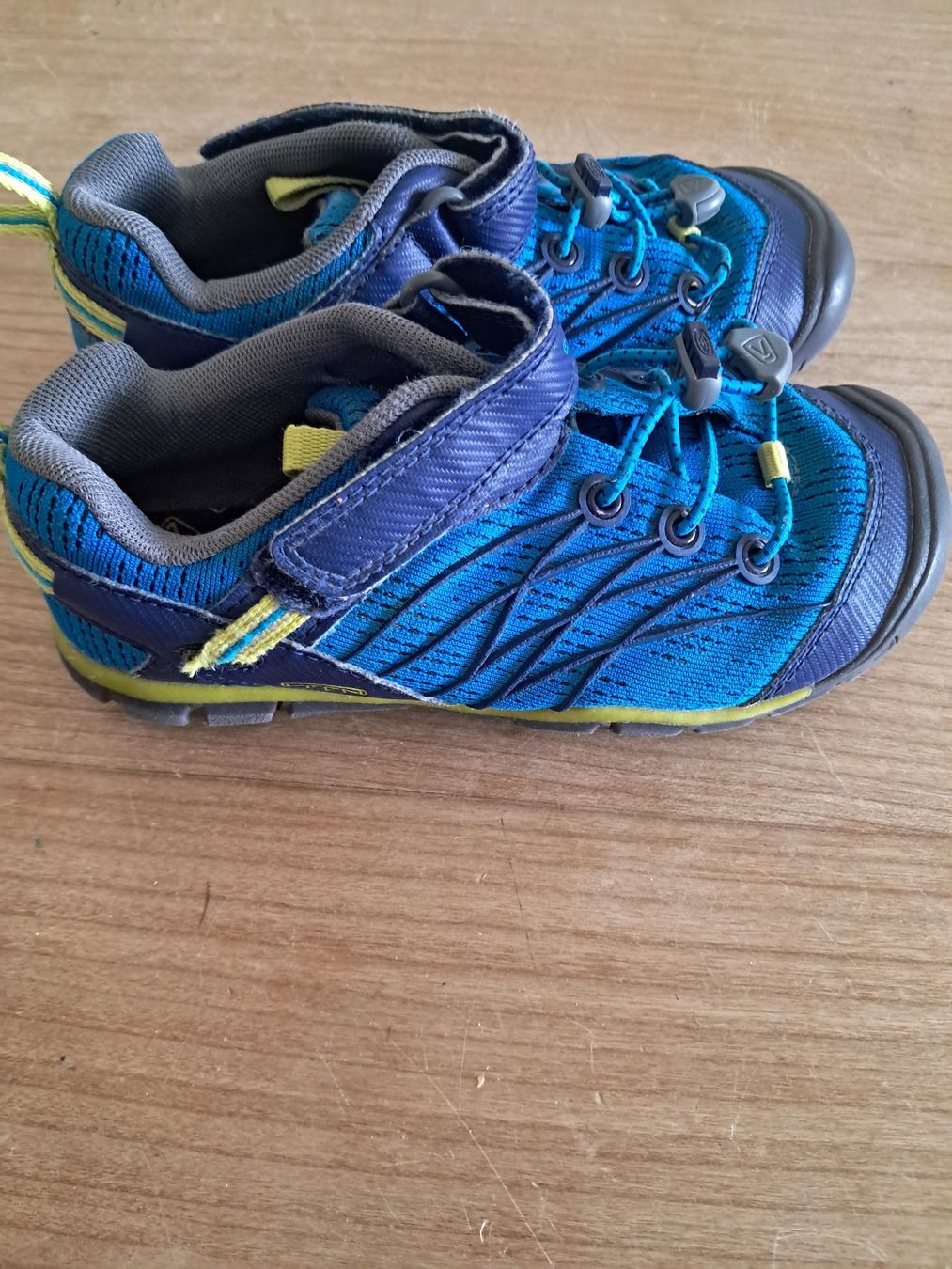 Keen Scarpe per ragazzi: Leichte Schuhe von Keen Gr. 31 – Usato da Ipsach venduto da ginko24 1