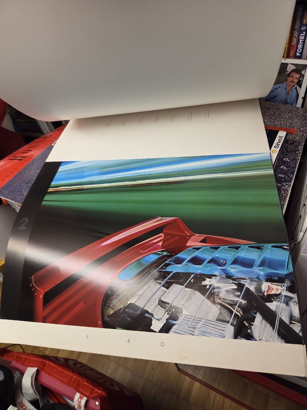 Ferrari Kalender: Ferrari Kalender 1992 leichte Gebrauchsspuren  – Gebraucht aus Wetzikon ZH von AmacherM 2